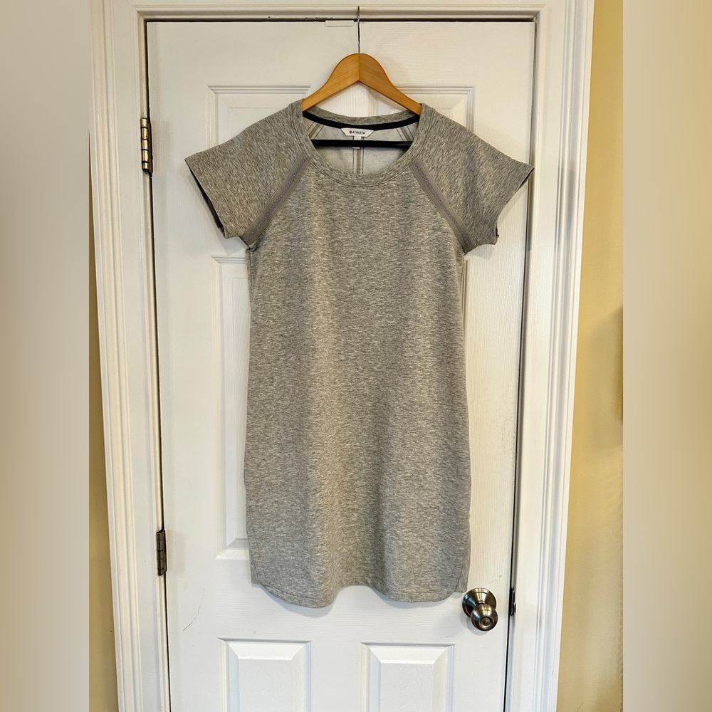 ATHLETA Pacer Shirt Sleeved Athletic Dress Size Medium